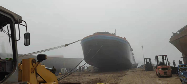 恭喜李老板船只下河，船號（四航258）